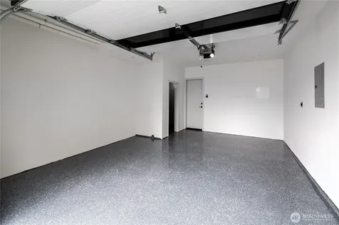 7560 43rd Avenue S Seattle WA 98118