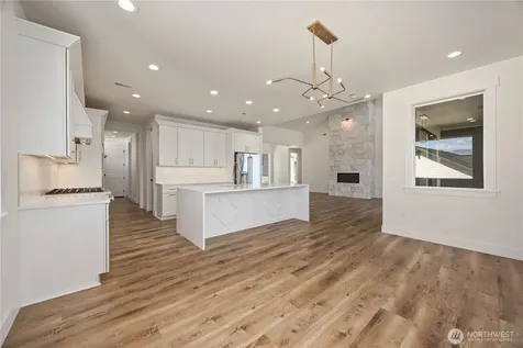 154 Apple Avenue Chelan WA 98816