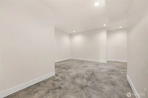 154 Apple Avenue Chelan WA 98816