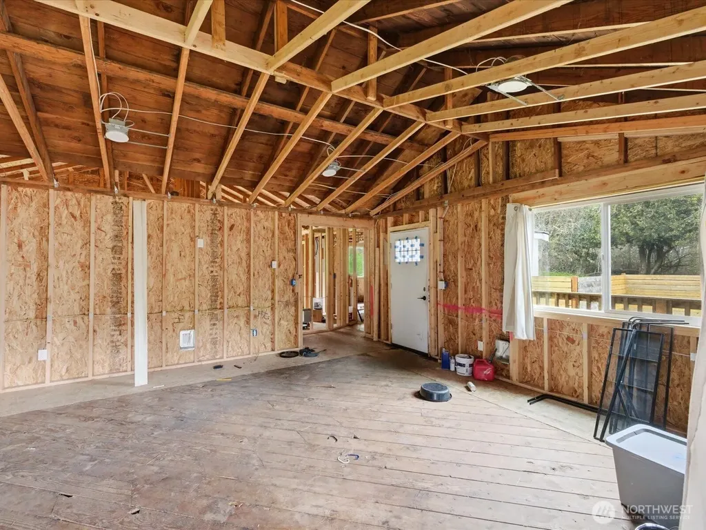 16602 Delano Road Lakebay WA 98349