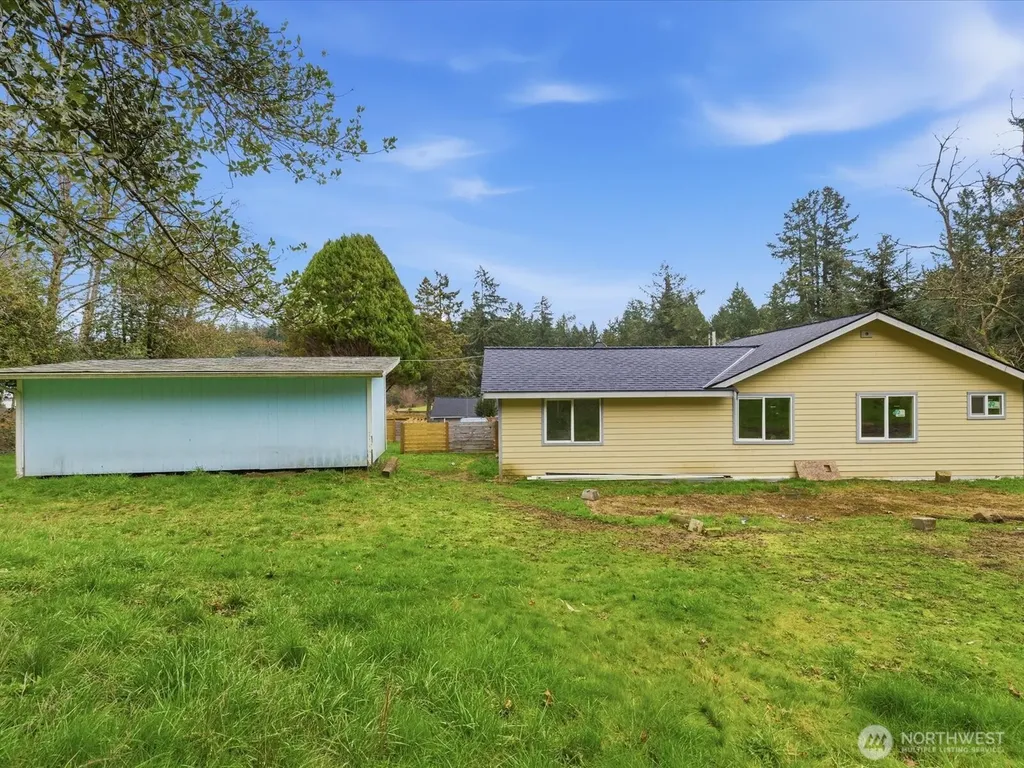 16602 Delano Road Lakebay WA 98349