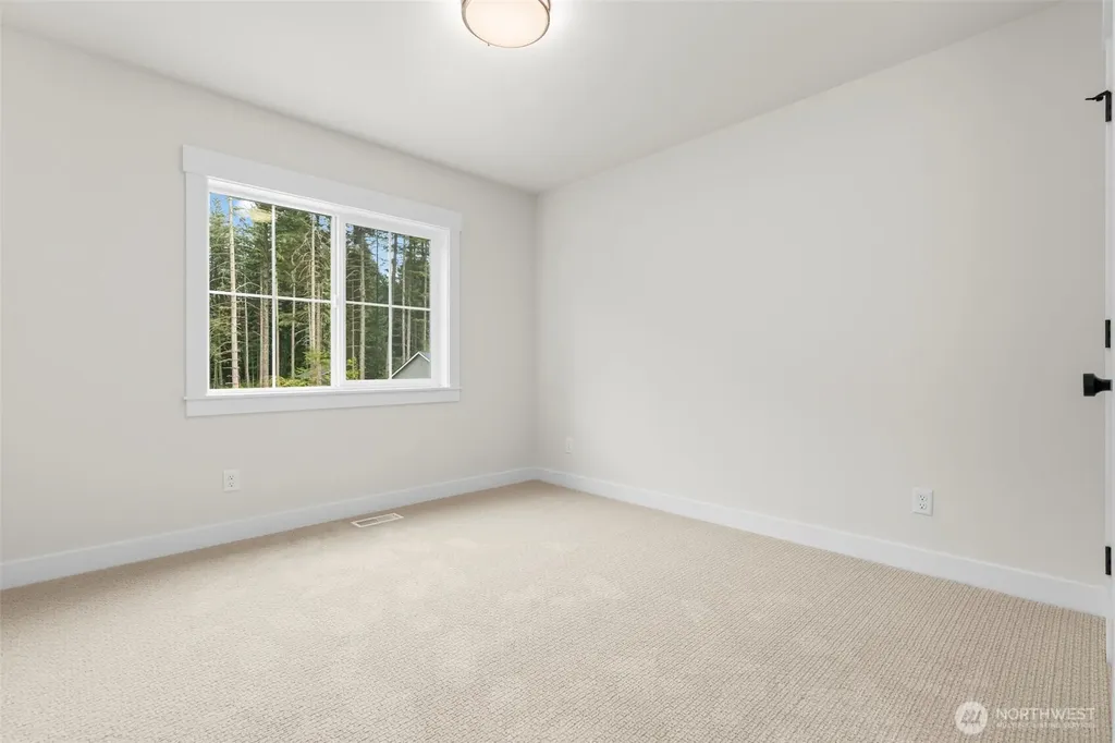 1617 Lockridge Loop E Enumclaw WA 98022