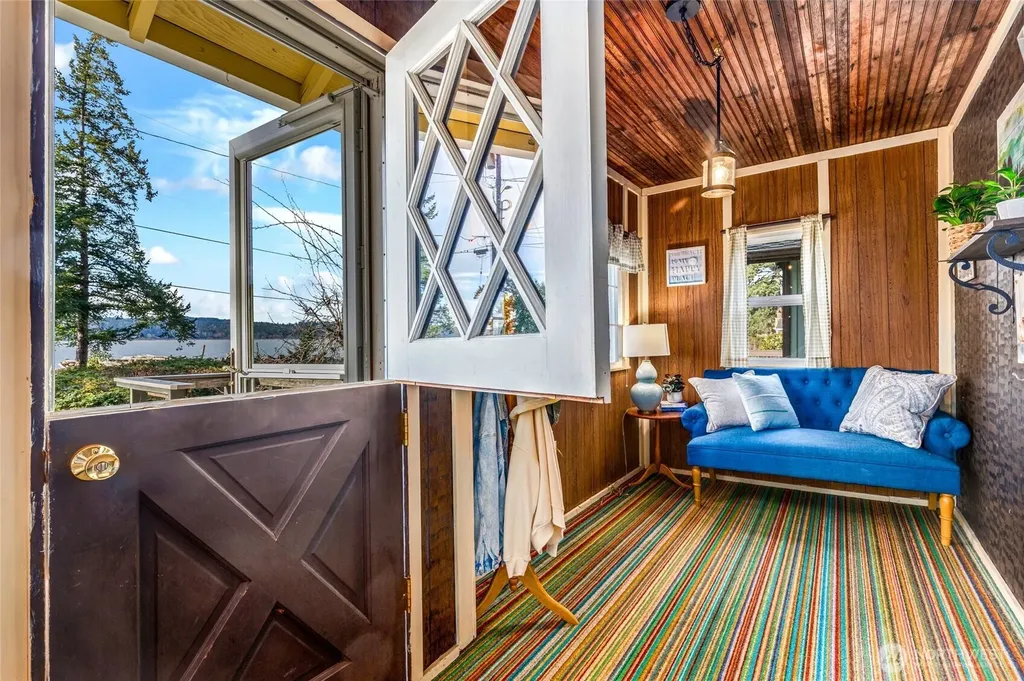 534 Sundin Drive Camano Island WA 98282