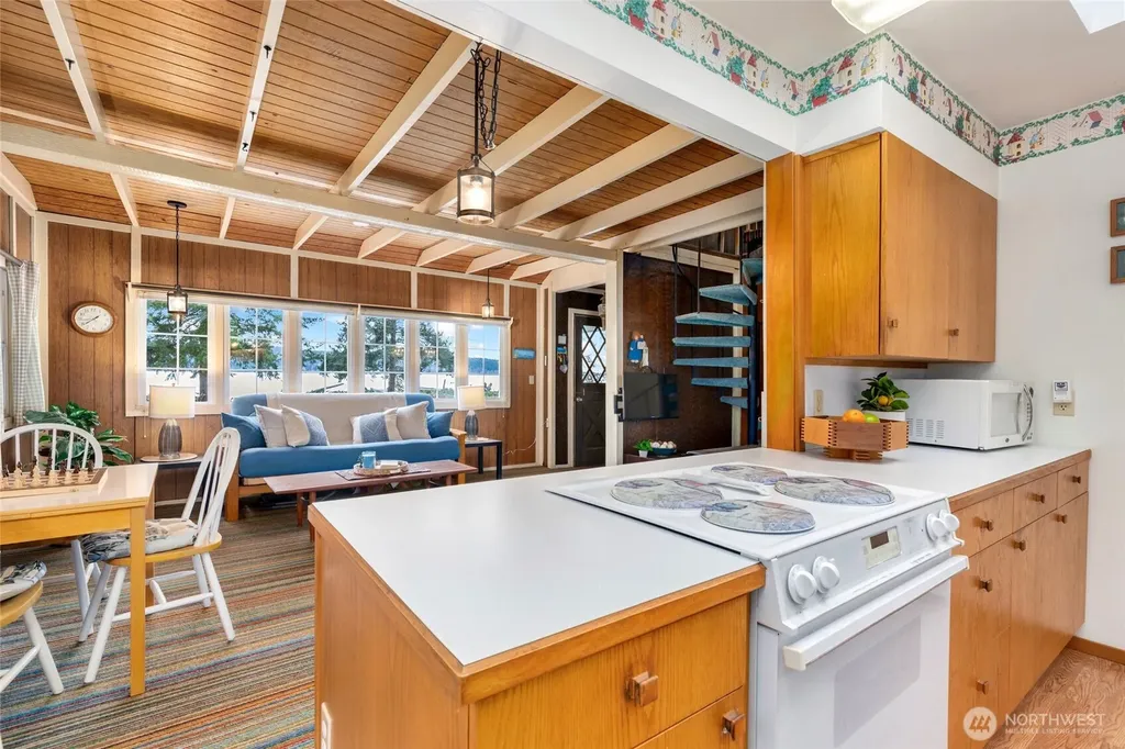 534 Sundin Drive Camano Island WA 98282