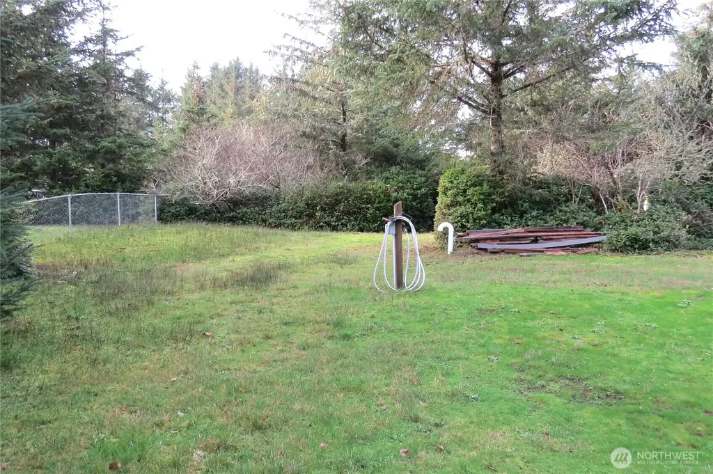 636 Weatherwax Loop NE Ocean Shores WA 98569
