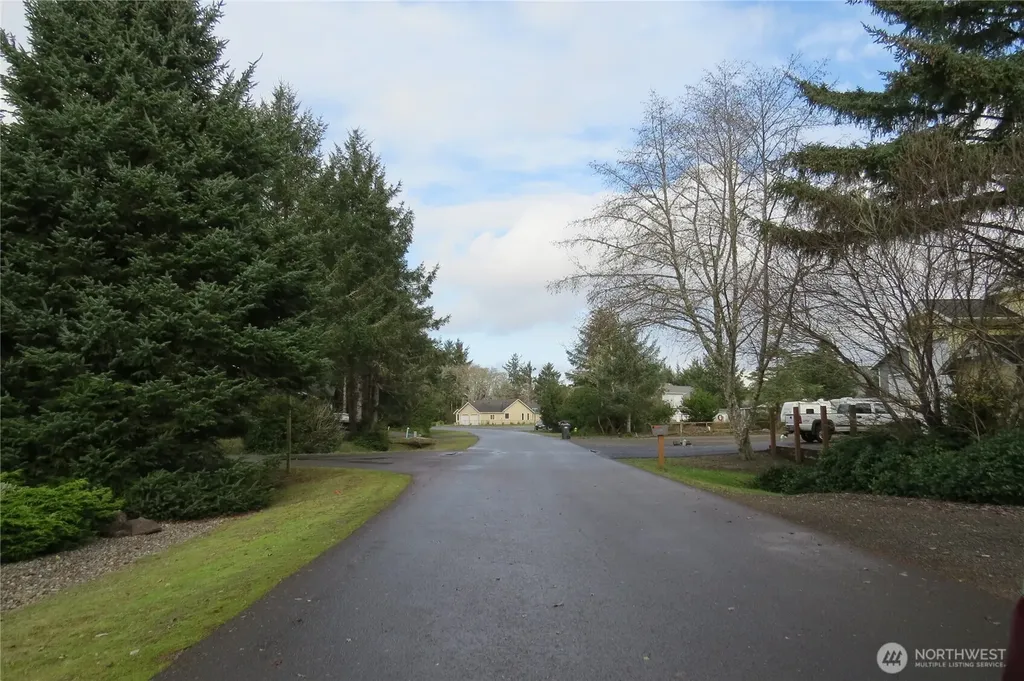 636 Weatherwax Loop NE Ocean Shores WA 98569