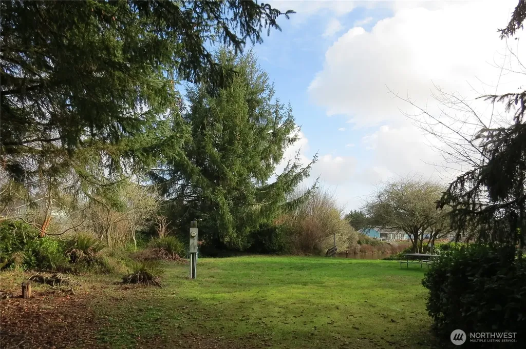 636 Weatherwax Loop NE Ocean Shores WA 98569