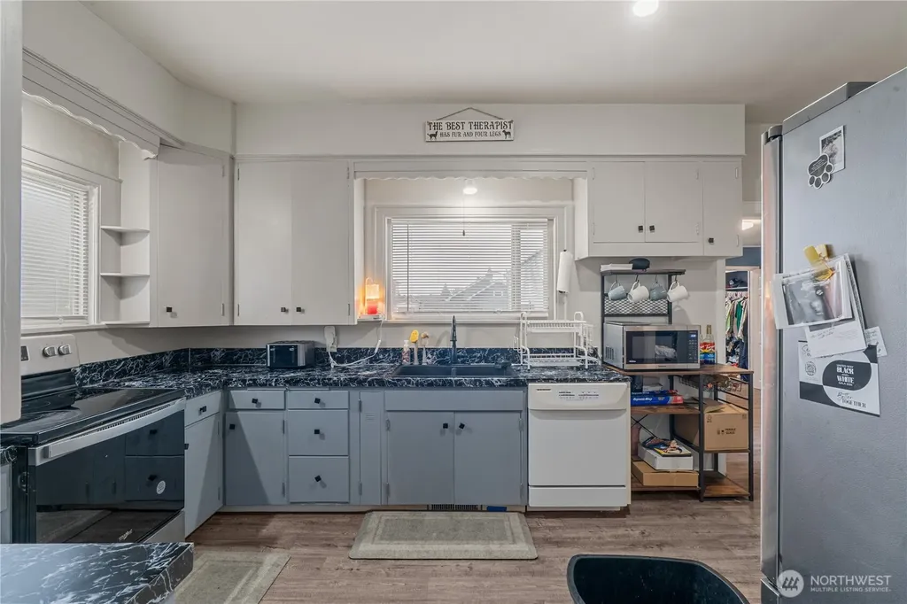 619 Spruce Street Hoquiam WA 98550