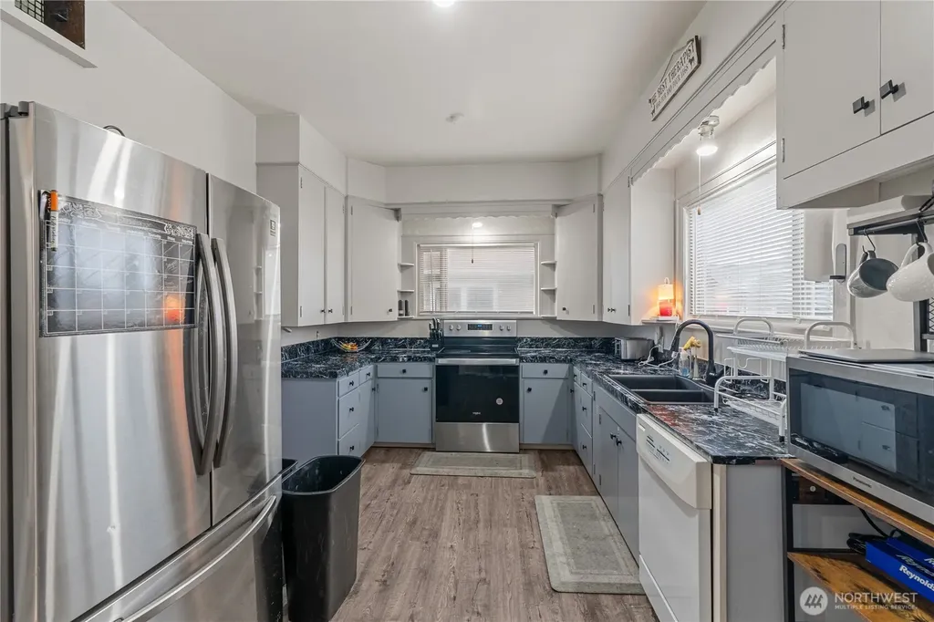 619 Spruce Street Hoquiam WA 98550