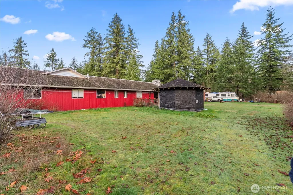 9115 Old Hwy 99 SE Olympia WA 98501