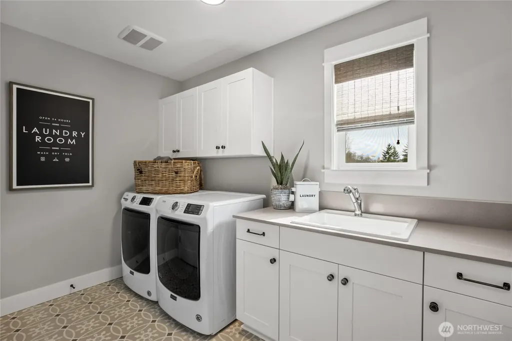 20339 Eagle Lane E Bonney Lake WA 98391