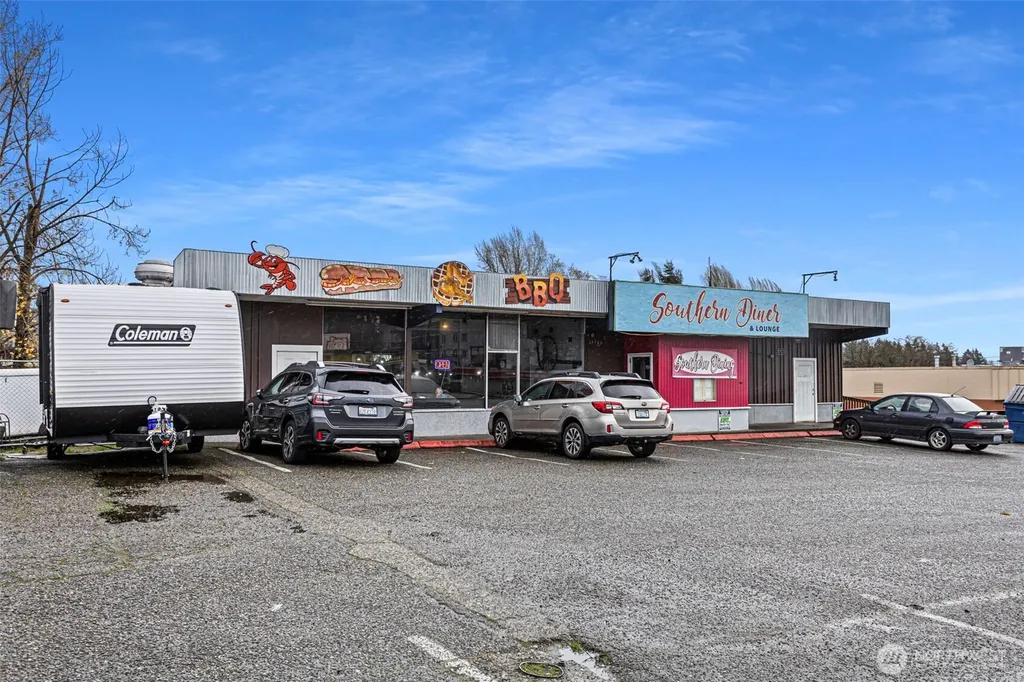 15310 1st Avenue S Burien WA 98148