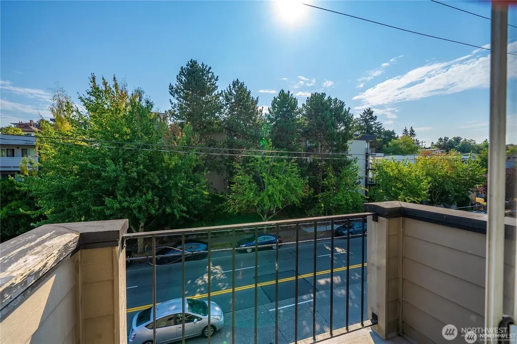 4831 Fauntleroy Way SW Seattle WA 98116