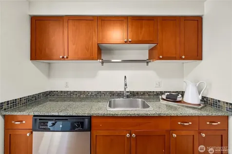 4831 Fauntleroy Way SW Seattle WA 98116