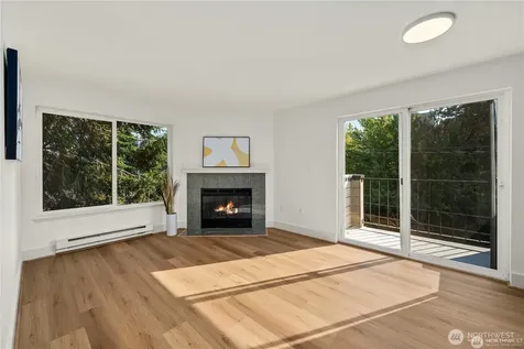 4831 Fauntleroy Way SW Seattle WA 98116