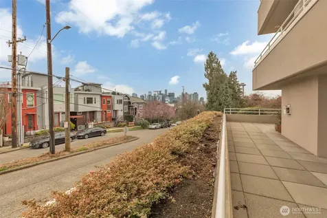 1231 5th Avenue N Seattle WA 98109