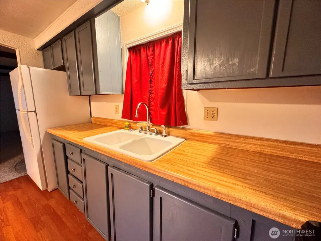 4040 Auburn Way Way S Auburn WA 98092
