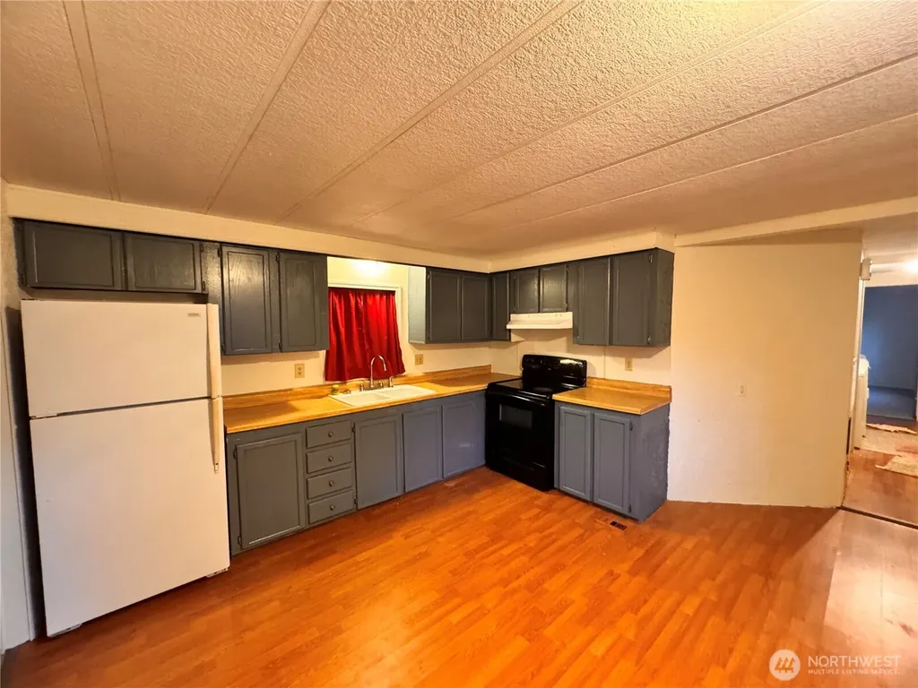 4040 Auburn Way Way S Auburn WA 98092