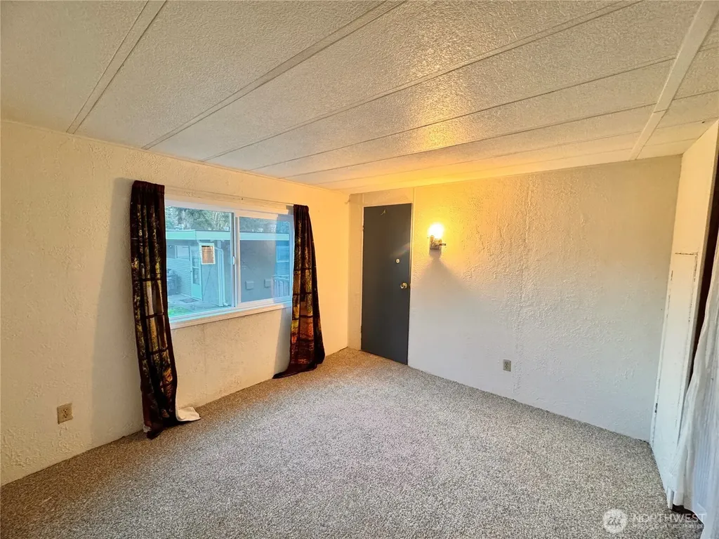 4040 Auburn Way Way S Auburn WA 98092