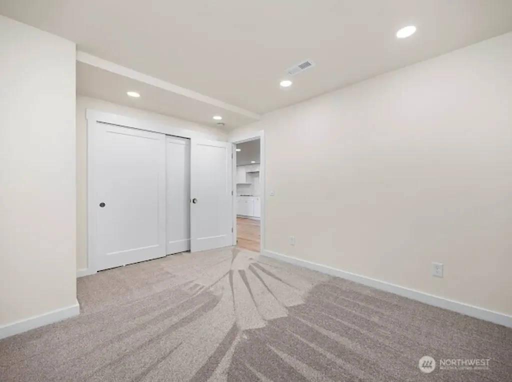 417 N Columbia Street Chelan WA 98816