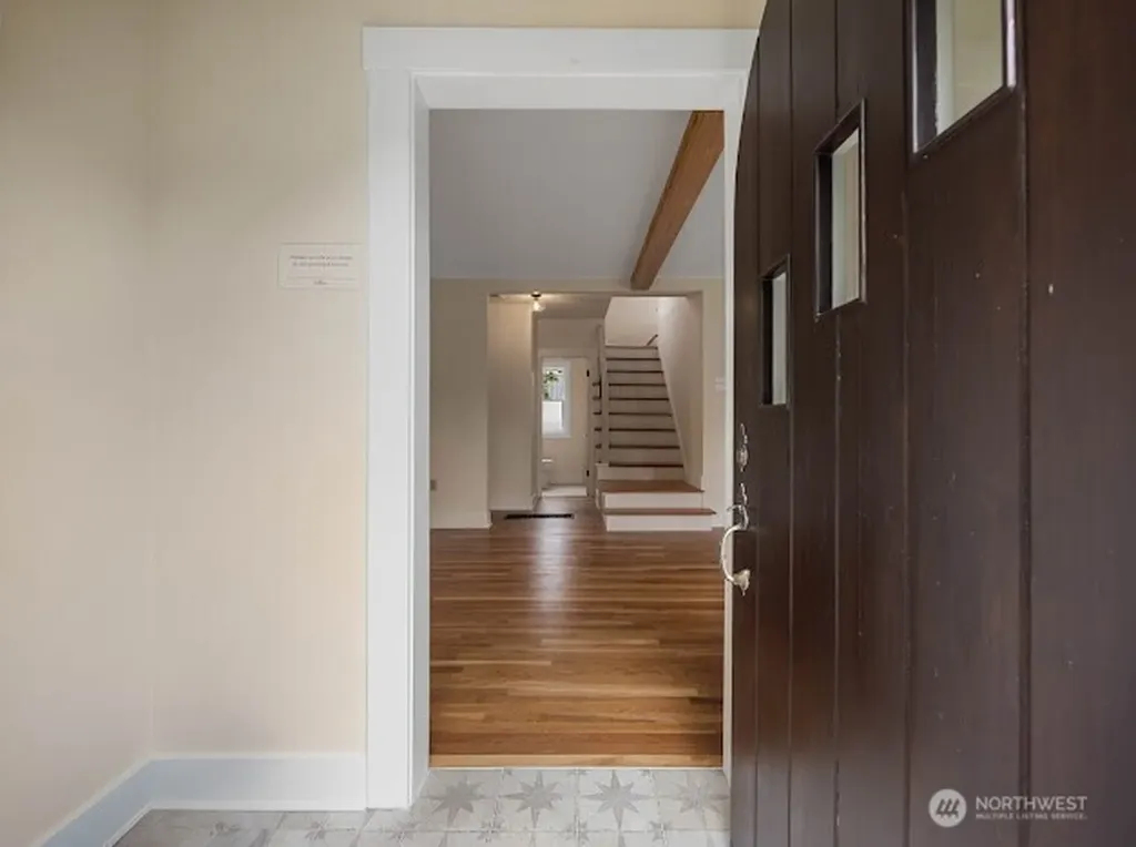 417 N Columbia Street Chelan WA 98816