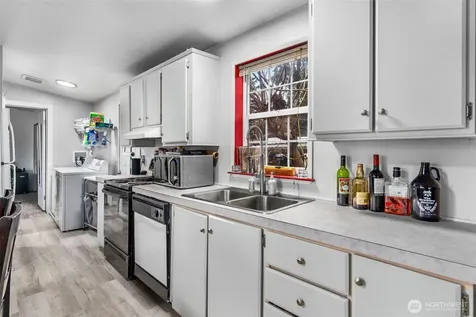 10716 16th Avenue Ct S Tacoma WA 98444