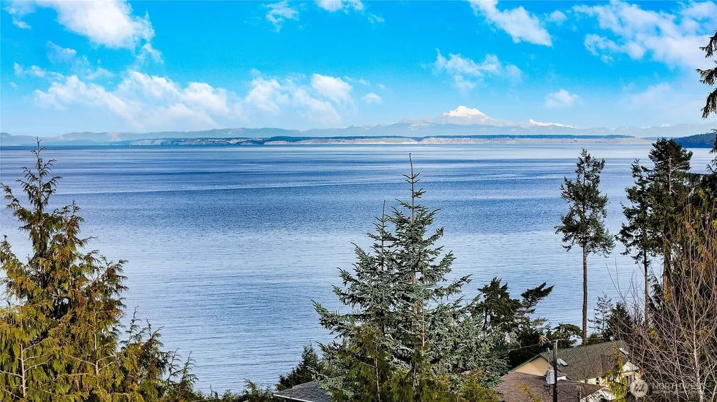320 N North Street Sequim WA 98382