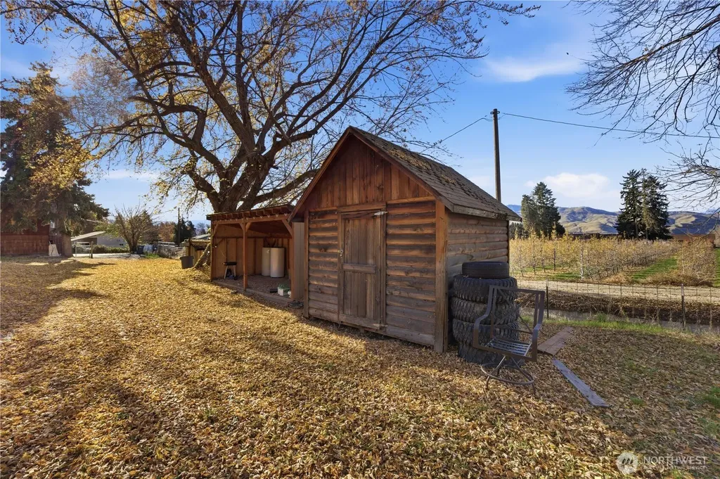 5 35th Street NW East Wenatchee WA 98802