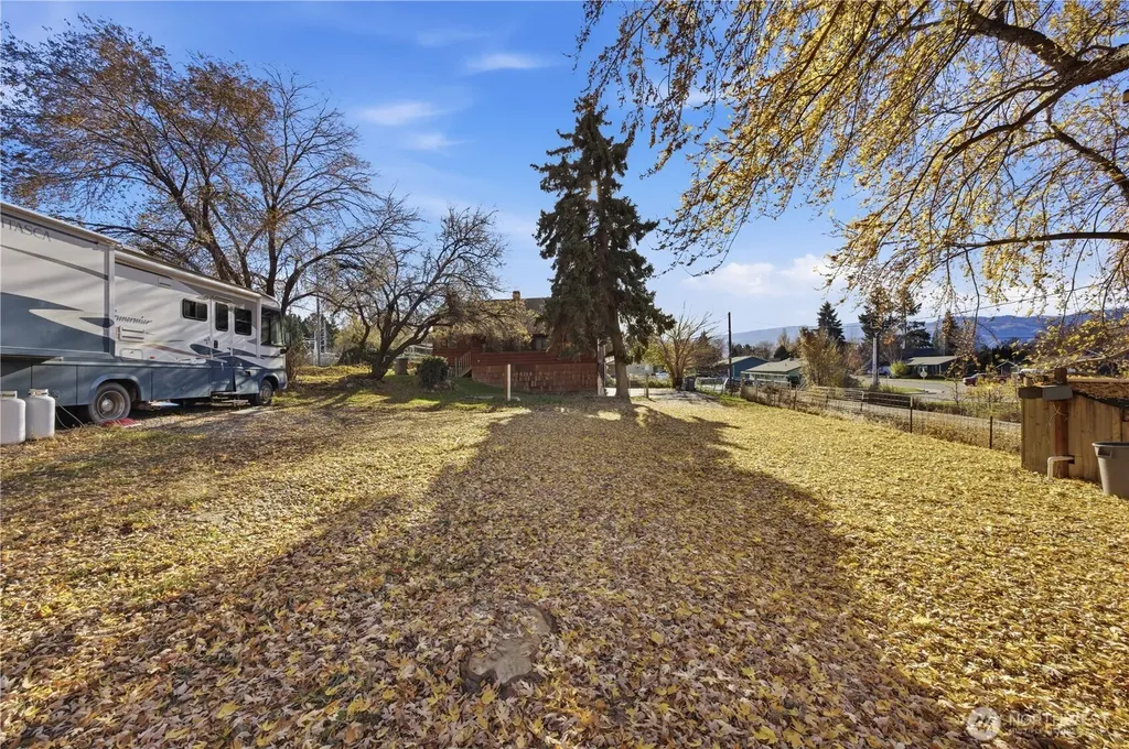 5 35th Street NW East Wenatchee WA 98802
