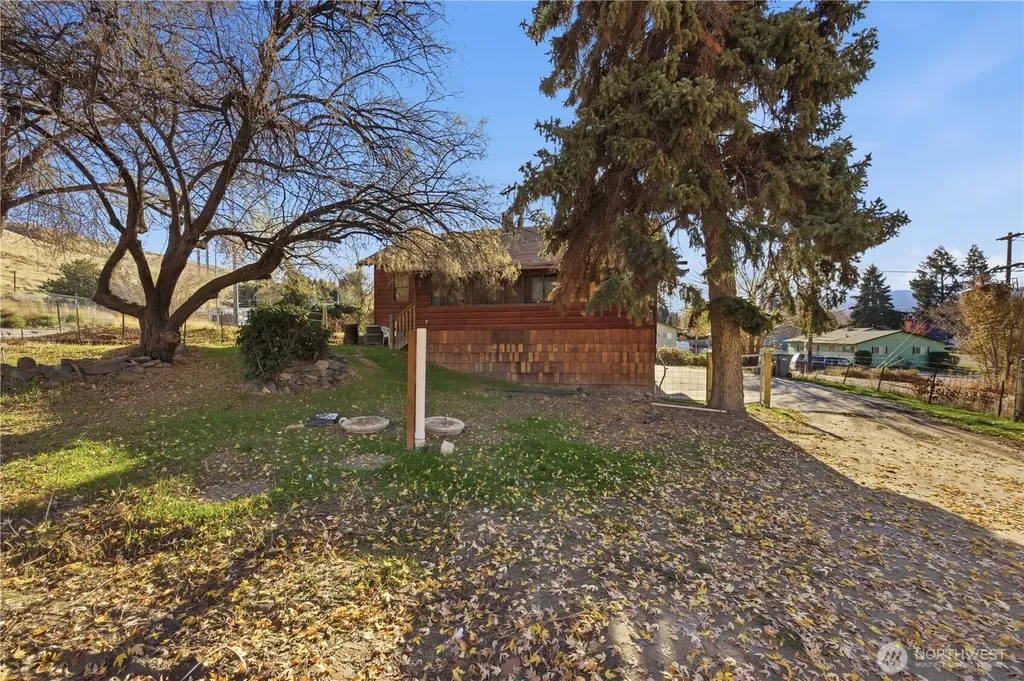 5 35th Street NW East Wenatchee WA 98802