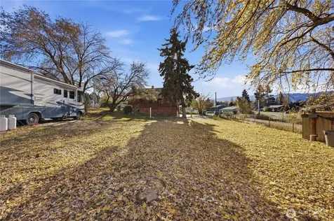 5 35th Street NW East Wenatchee WA 98802