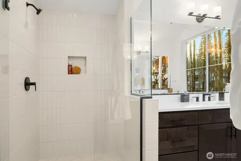 13472 NE 112th Place Redmond WA 98052