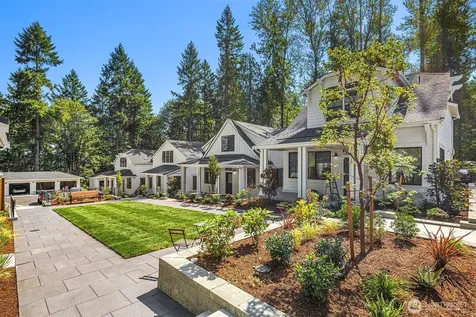 13472 NE 112th Place Redmond WA 98052