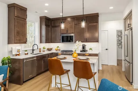 13472 NE 112th Place Redmond WA 98052