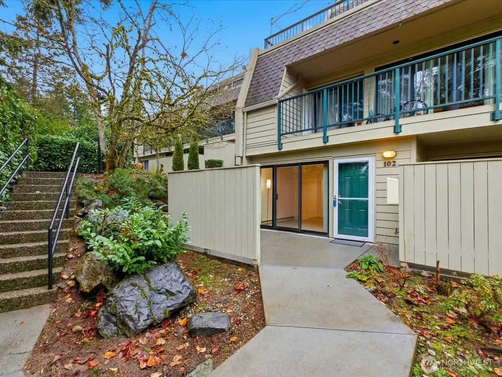 8835 166th Avenue NE Redmond WA 98052