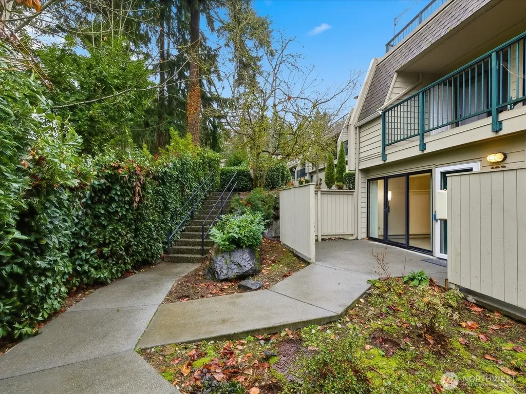 8835 166th Avenue NE Redmond WA 98052