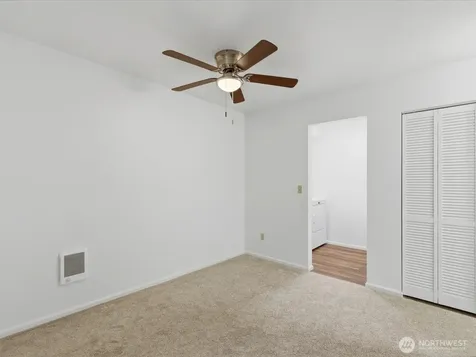 8835 166th Avenue NE Redmond WA 98052