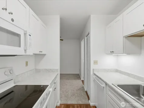 8835 166th Avenue NE Redmond WA 98052