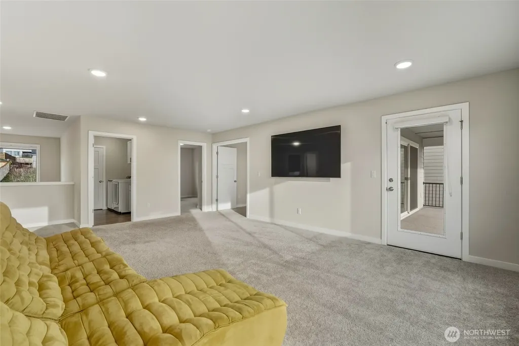 5464 Lasiandra Drive Blaine WA 98230