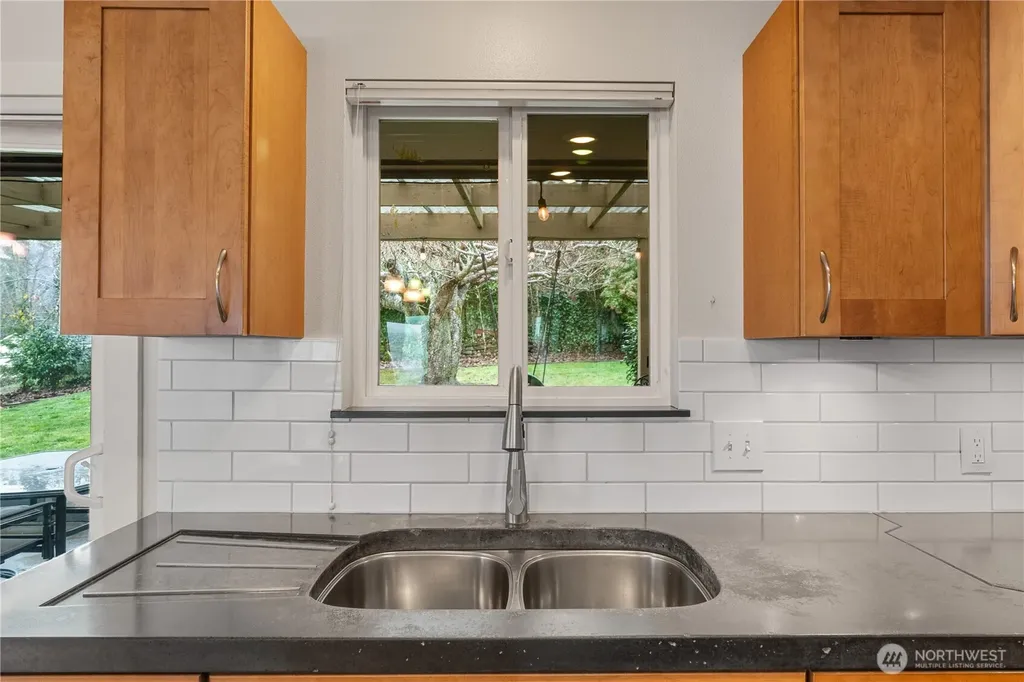 109 View Drive Aberdeen WA 98520