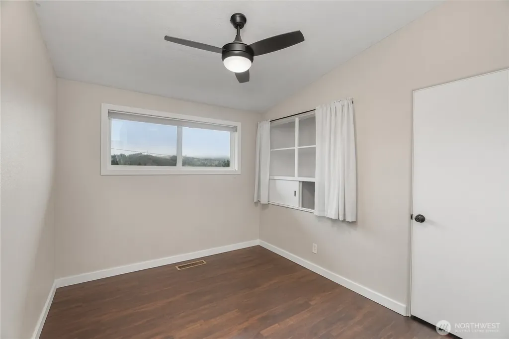 109 View Drive Aberdeen WA 98520