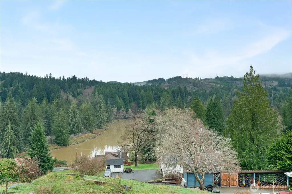109 View Drive Aberdeen WA 98520