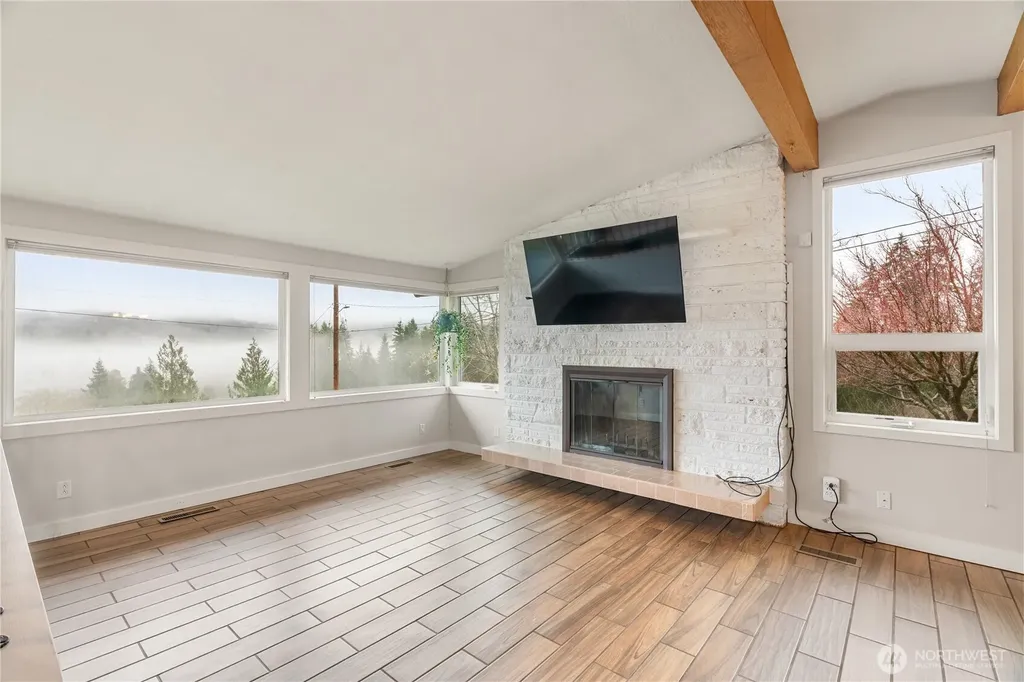 109 View Drive Aberdeen WA 98520