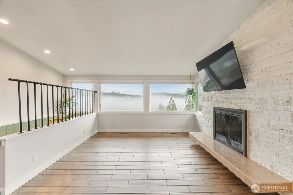 109 View Drive Aberdeen WA 98520