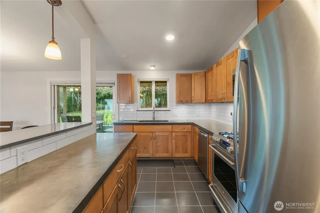 109 View Drive Aberdeen WA 98520