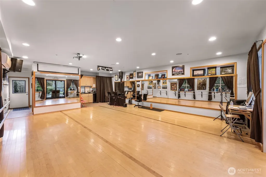 1095 Essex Street Camano Island WA 98282