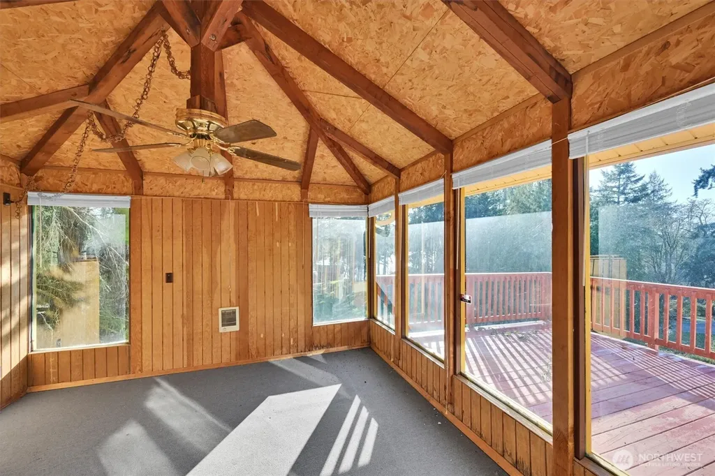 22115 Maple Drive NW Lakebay WA 98349