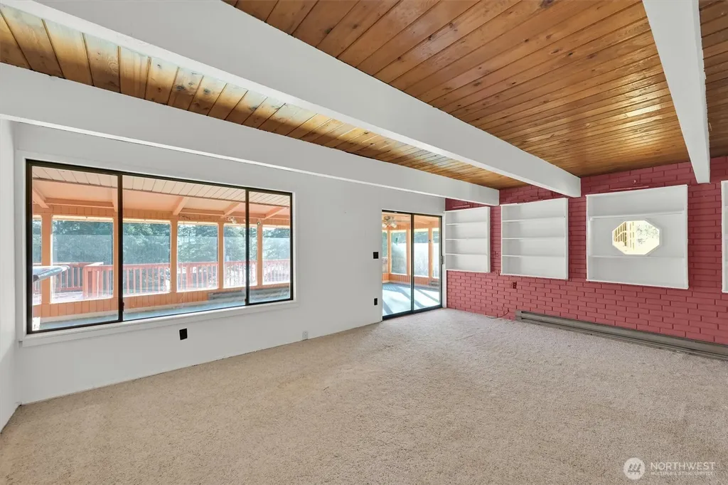 22115 Maple Drive NW Lakebay WA 98349