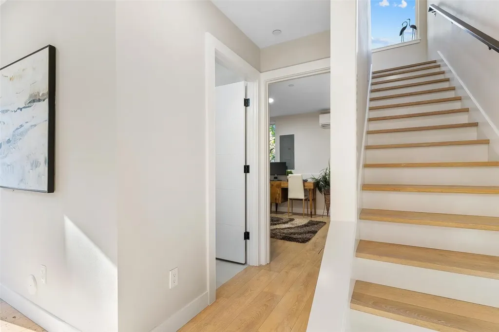 7144 47th Avenue SW Seattle WA 98136