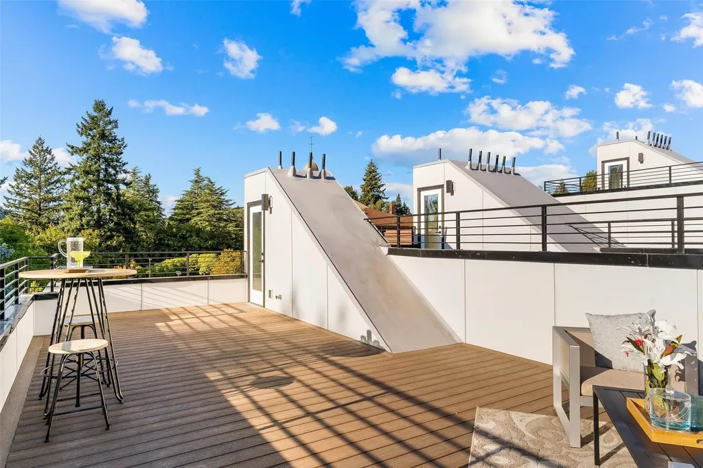7144 47th Avenue SW Seattle WA 98136